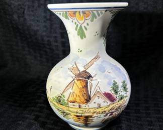 Delft hand painted vase