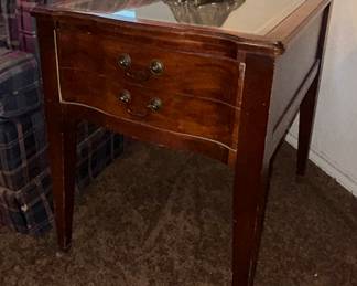 ….. two end tables….