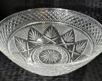 Vintage cut glass bowl