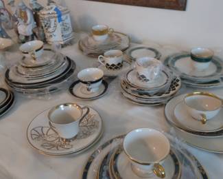 Pickard  china  settings