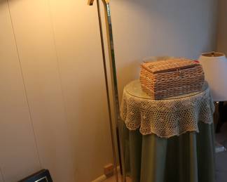 floor  lamp  and  table-  floor  lamp  matches  table  lamp