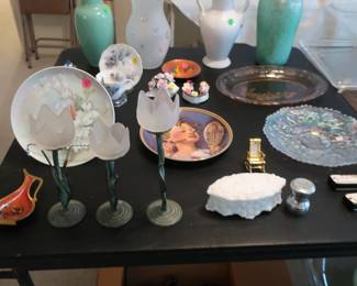 carnival  and  depression  glass and  decor