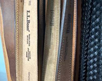 Men name brand like new Leather belts sizes 40-44