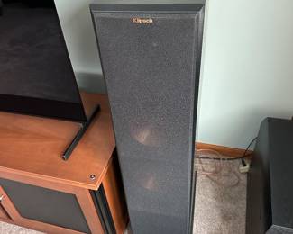 1/2 KLIPSCH RP-280FA speakers 
sold as a pair 