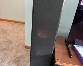 2/2 KLIPSCH speakers 