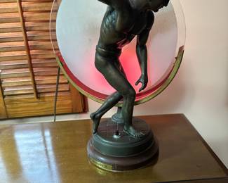 Rare Discobole light