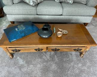 ETHAN ALLEN coffee table 