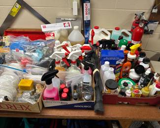 Janitorial cleaning supplies 