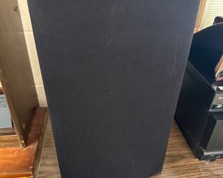 PARADIGM STUDIO 20 v.3 pair of speakers 