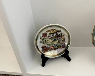 vintage collectable plate, aruba