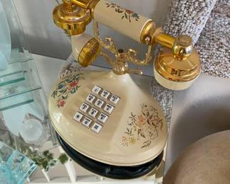 vintage 1973 floral empress landline phone