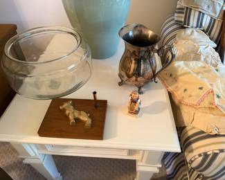 HUMMEL & BULL DOG SOLD