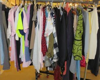 Women's Clothes Size Small-Med