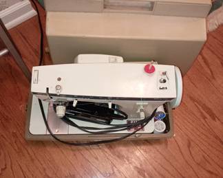 Singer sewing machine