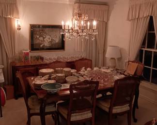 Kindel Dining Room Set