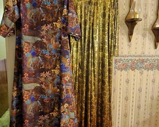 Any body else picking up Mrs. Roper vibes?