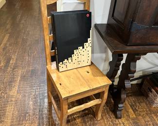 Wood Chair, Art