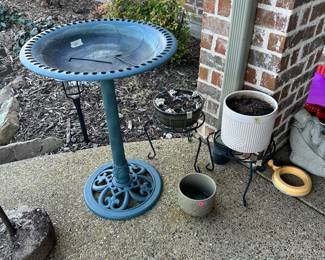 Bird Bath, Pots