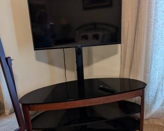 3 shelf entertainment stand and 40" Vizio TV 