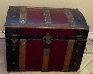 Vintage Steamer Trunk