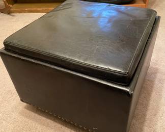 Blanket Storage Bench with Tray