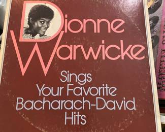 Vinyl Record Dionne Warwicke Sings Your Favorite Bacharach-David Hits