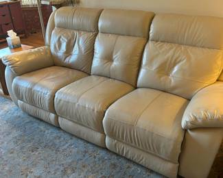 AVAILABLE NOW REAL LEATHER ELECTRIC RECLINER