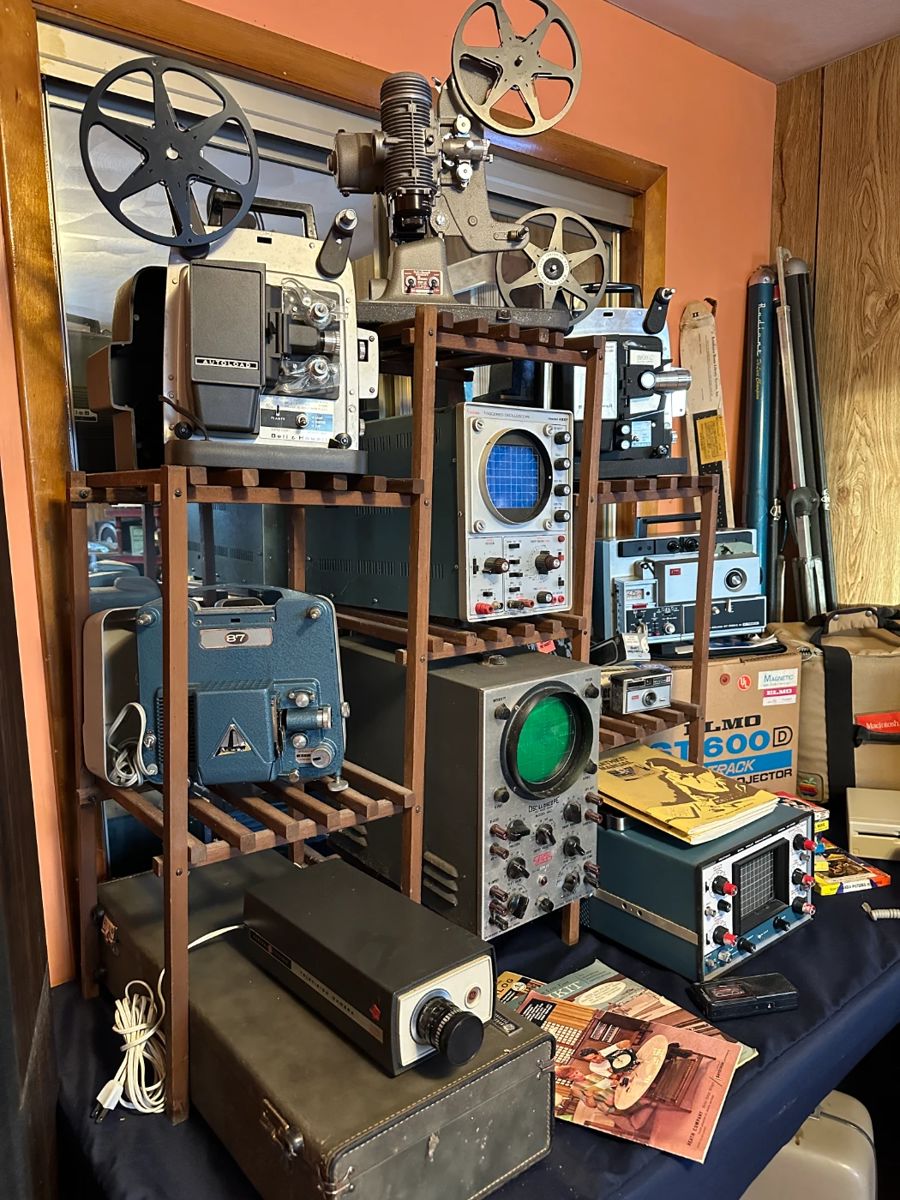 Projectors & Oscilloscopes