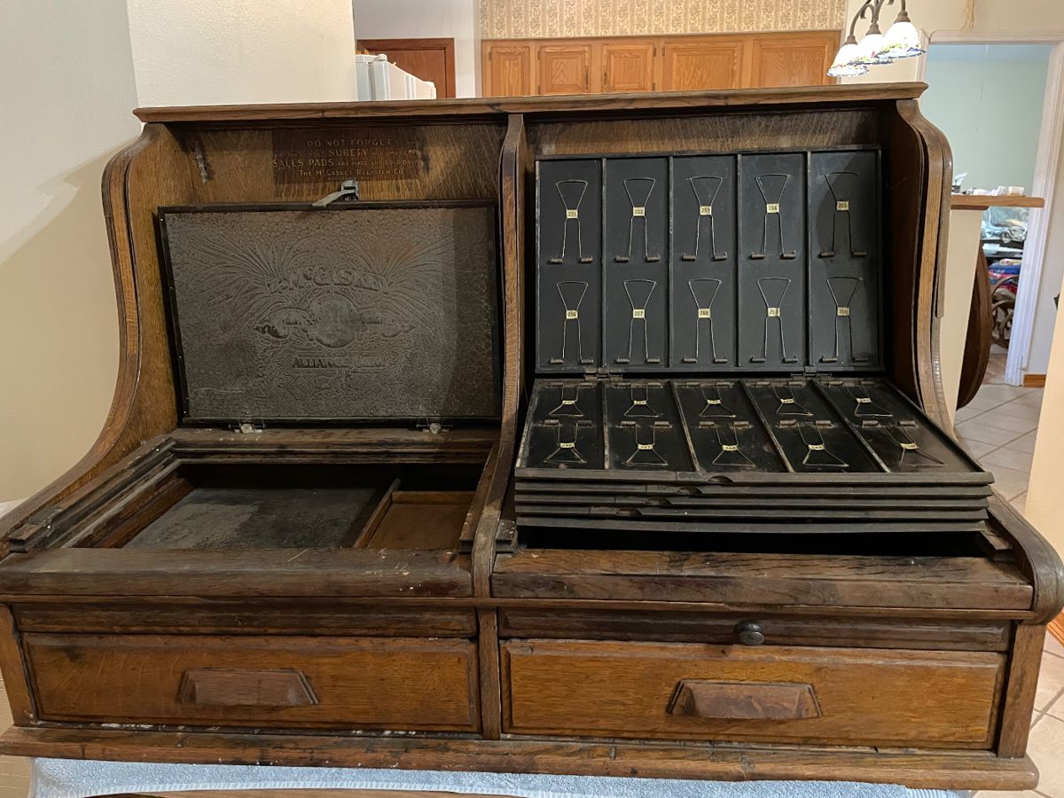 Antique Credit and Receipt Register