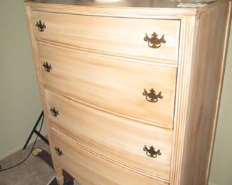 Matching 4-Drawer Chest