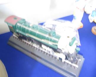 Lionel Train Clock & Phone
