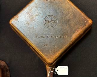 Griswold Square Fry Cast Iron Skillet