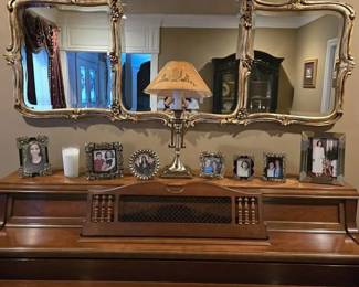 Piano:
Brand: Everett Piano Company
Serial Number: 6033; 198325
