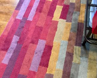 Many rugs/some very large