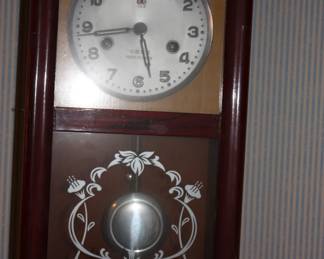 Wall  clock w/key  works
