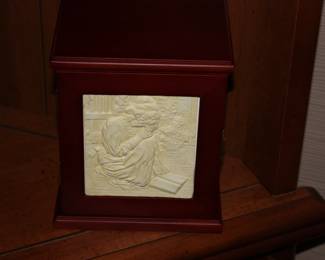 Wood box w/carved front master piece collection w/2 drawers