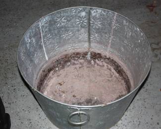 Galvanized tub