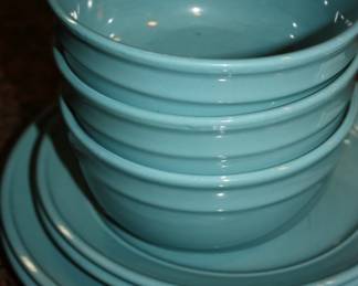 Aqua bowls & dishes
