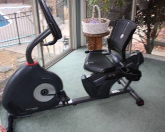 Like new - Schwinn 230 work out bike (Recumbent) w/16 magnetic levels of resistance  
