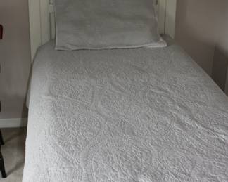 1 of 2 matching twin beds w/wood headboard