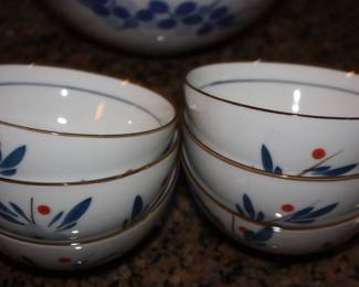 6 Oriental soup bowls