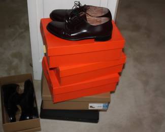 Men's dress shoes