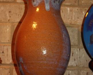 Tortola clay vase