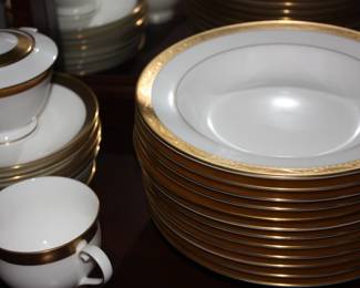 40 Pc set Mikasa Bone china w/gold rims  platter/soup bowls/plates/cups/saucers