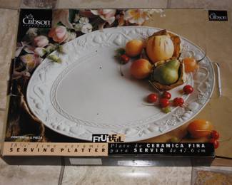 NIB Fruitful ex large serving platter