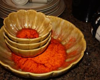 Gold/orange USA bowls  McCoy pottery