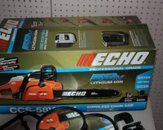 EHCO 58 volt Lithium-ion chain saw w/16" bar w/battery  like new