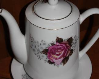 Porcelain rose pattern pitcher w/6 cups and saucers/6 dessert plates /cream & sugar - china - no chips or cracks