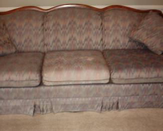 Beautiful pink/blue couch no snags/rips/stains