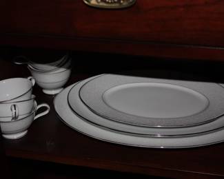 120 Pc set Sango Flame cine 'Fresco' pattern